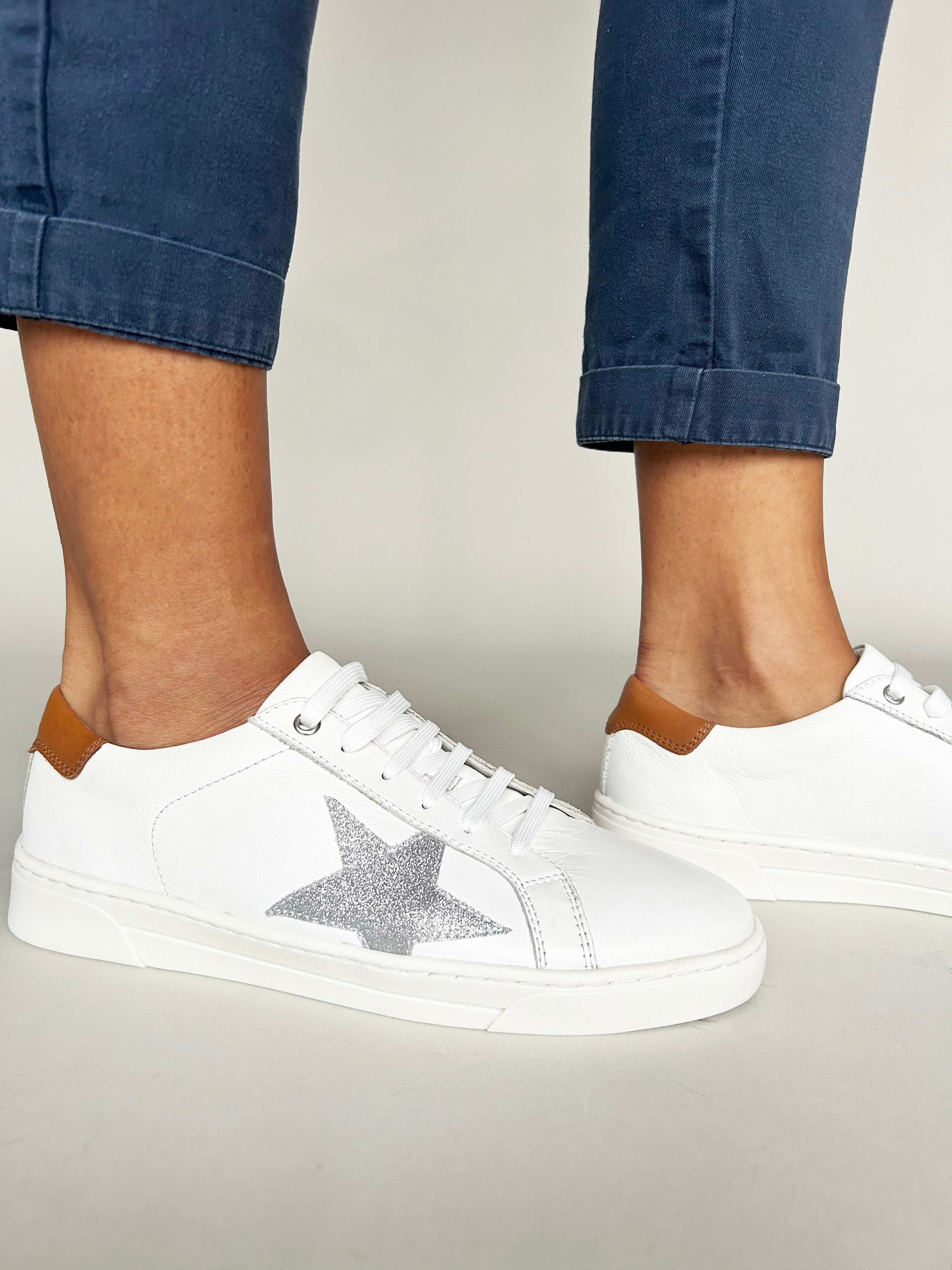 Extra wide 2025 ladies trainers