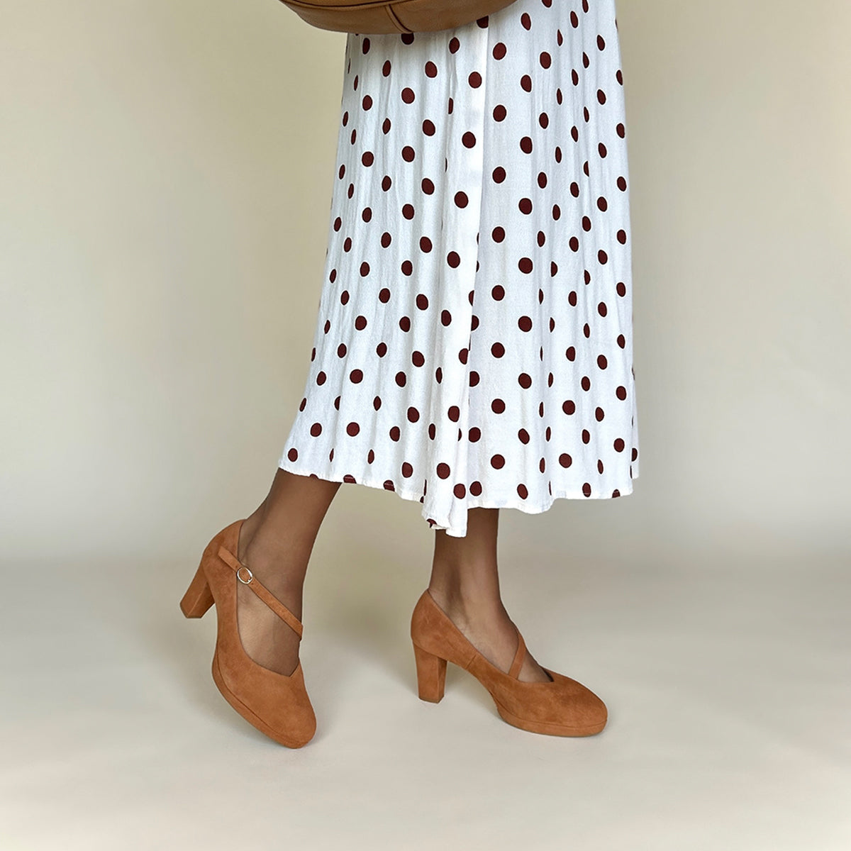 Tan suede court shoes discount