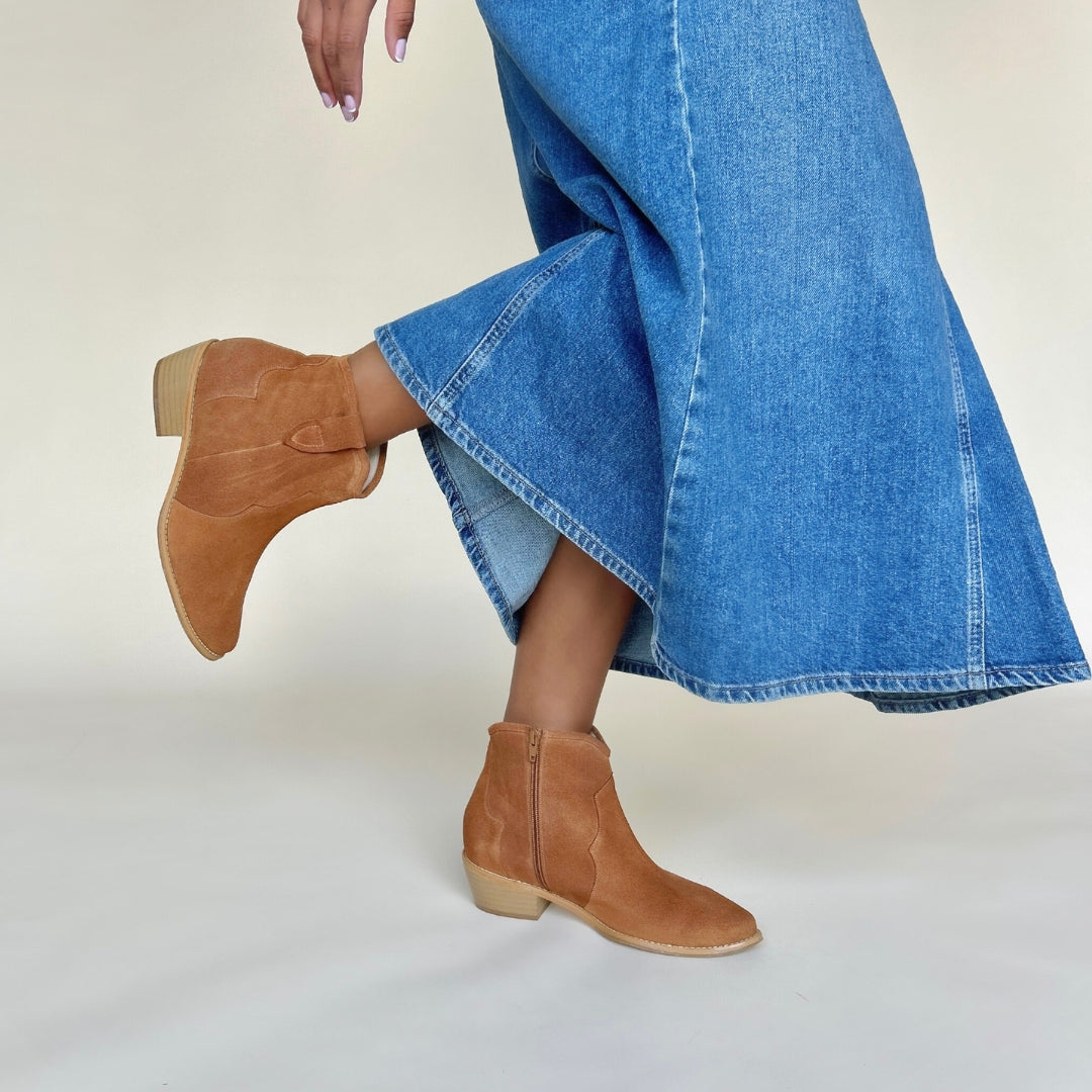 Eee width cowboy boots best sale