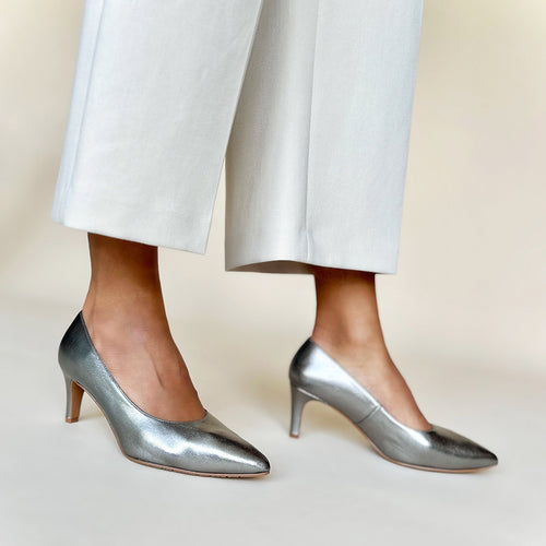 Eve Wide Fit Court Shoe –  Pewter Leather