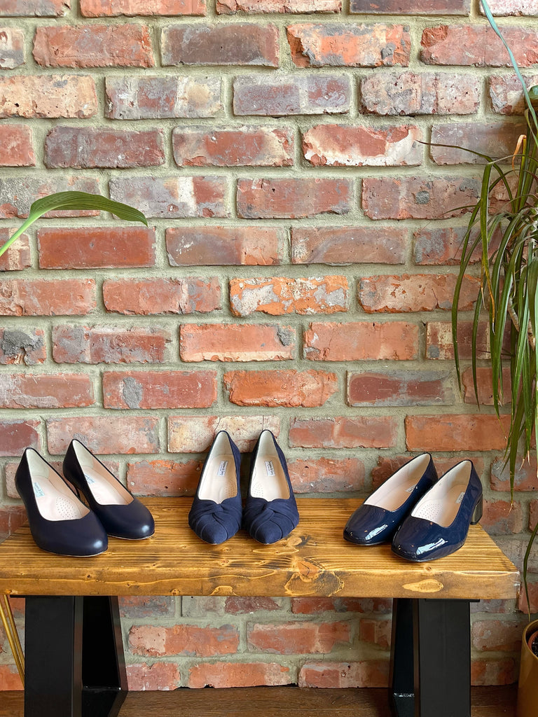 Navy wide fit flat shoes Outlet