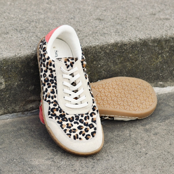 Wide-Fit Barefoot Trainers For Women