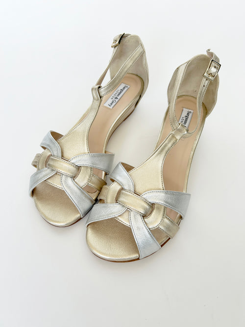 PRE-PRODUCTION SAMPLE - T-Bar Sandal Silver (SAMPLE SALE)