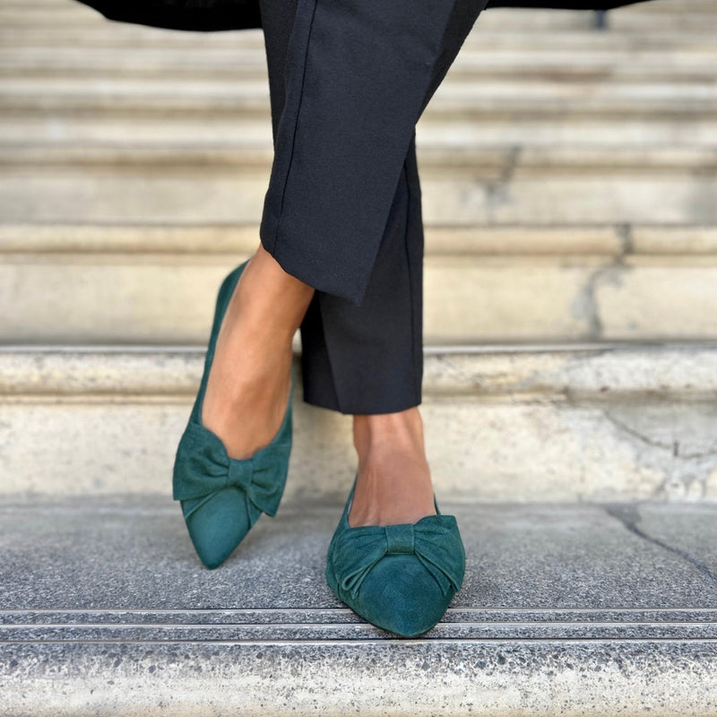 Dionne Wide Fit Bow Flats in Dark Green Suede – Sargasso and Grey