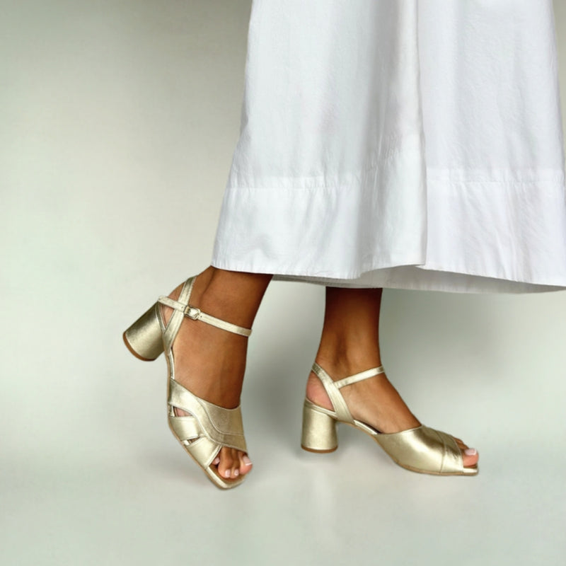 Erica - Wide Fit Sandal - Gold Leather
