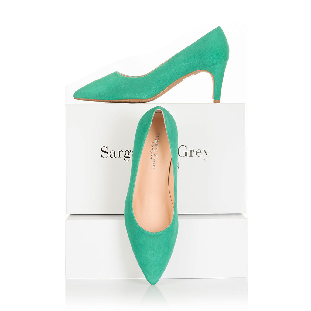 Eve Wide Fit Court Shoe – Mint Green Suede