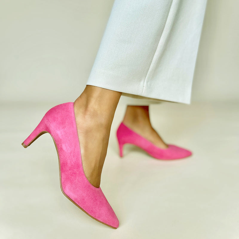 Wide Fit Pink Suede Court Shoes – Sargasso and Grey