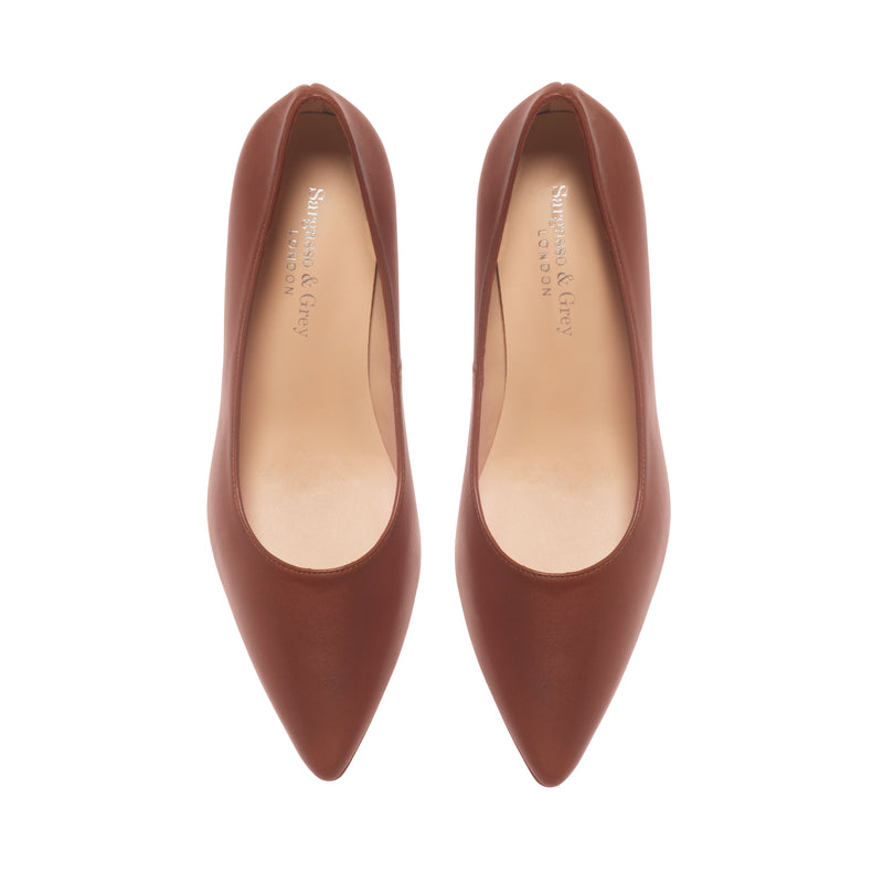 Eve Wide Fit Court Shoe – Tan Leather