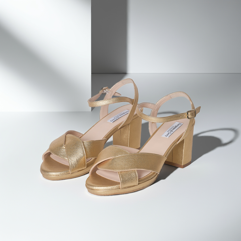 Belle - Extra-Wide Fit Sandal - Gold Leather