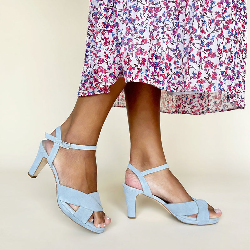 Isabella - Extra-Wide Fit Sandal - Pale Blue Suede