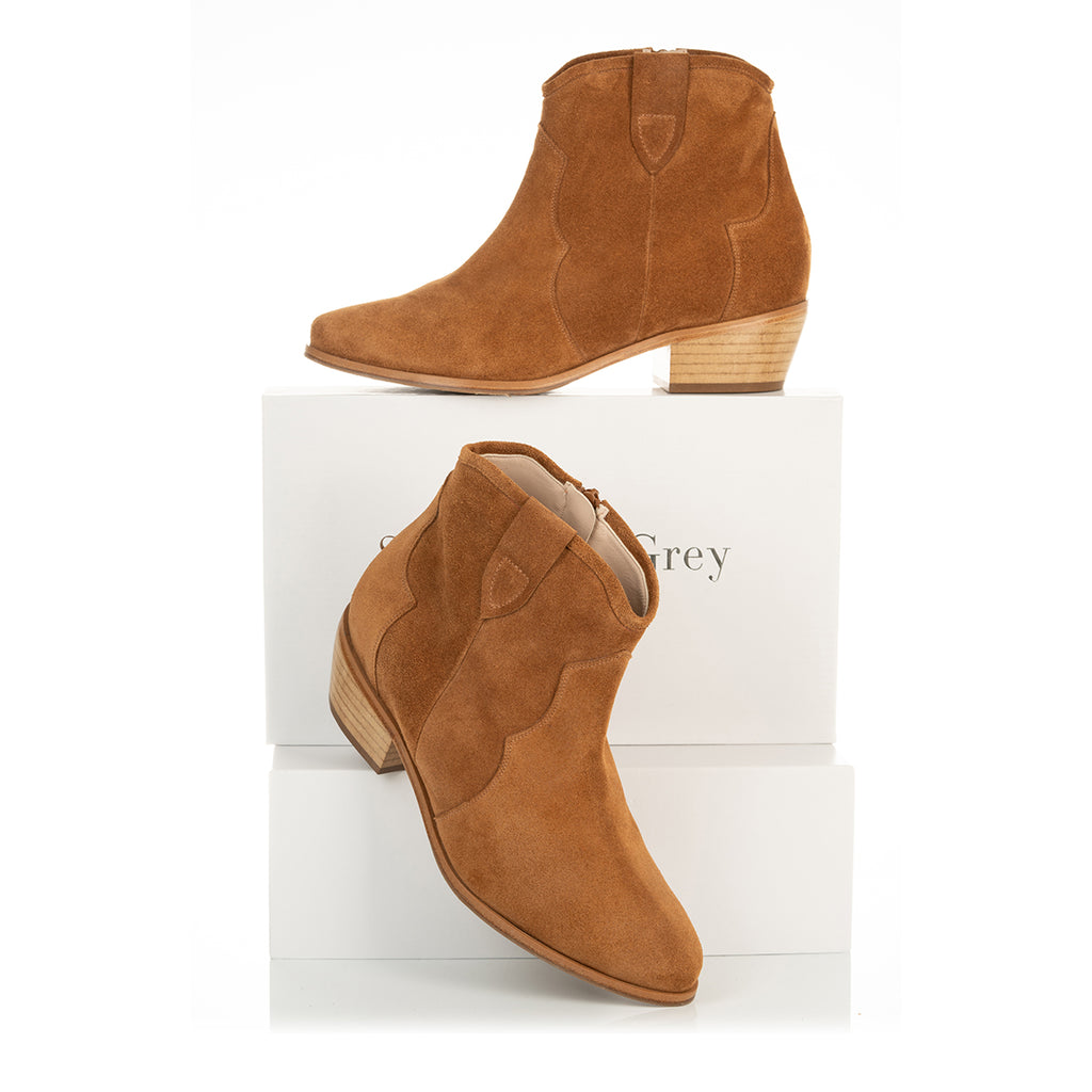 Jago Extra Wide Fit Cowboy Boots Tan Nubuck Suede
