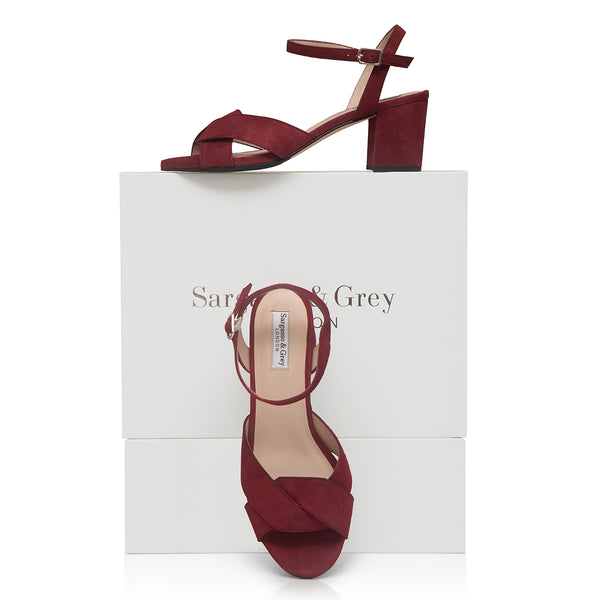 Extra wide heeled sandals cheap
