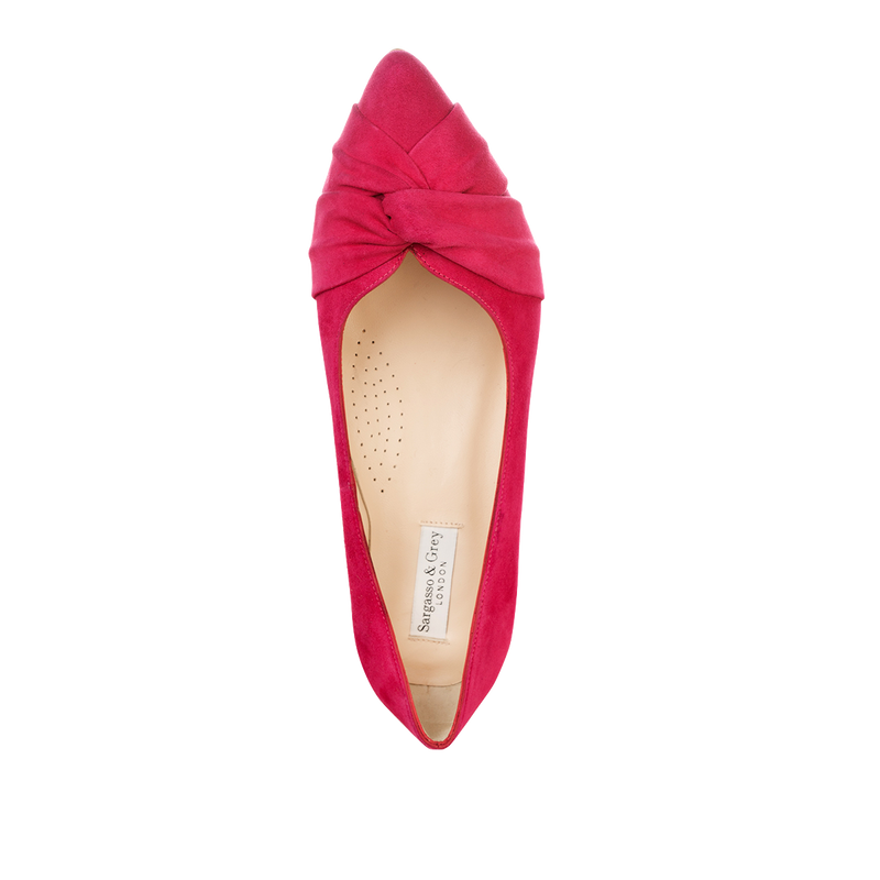 CURRENT SEASON SECONDS - Lola Extra-Wide Fit Court Shoe – Fuchsia Suede