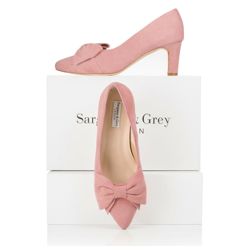 Lori Extra-Wide Fit Court Shoe – Peony Pink Suede
