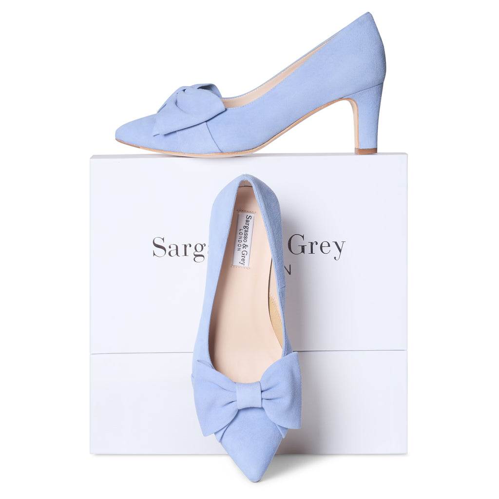 Lori Extra Wide Fit Court Shoe – Cornflower Suede