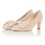 Lori Extra-Wide Fit Court Shoe – Sand Suede