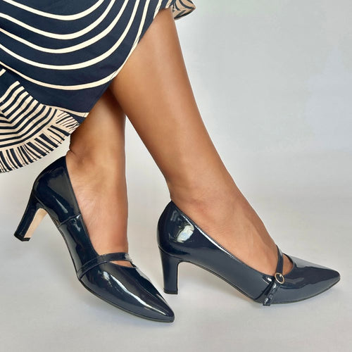 Stevie Extra-Wide Fit Court Shoe – Navy Patent Leather