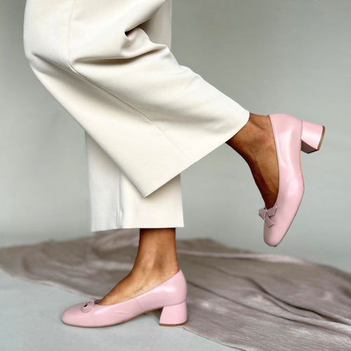 Tamsin Extra-Wide Fit Courts - Pink Leather