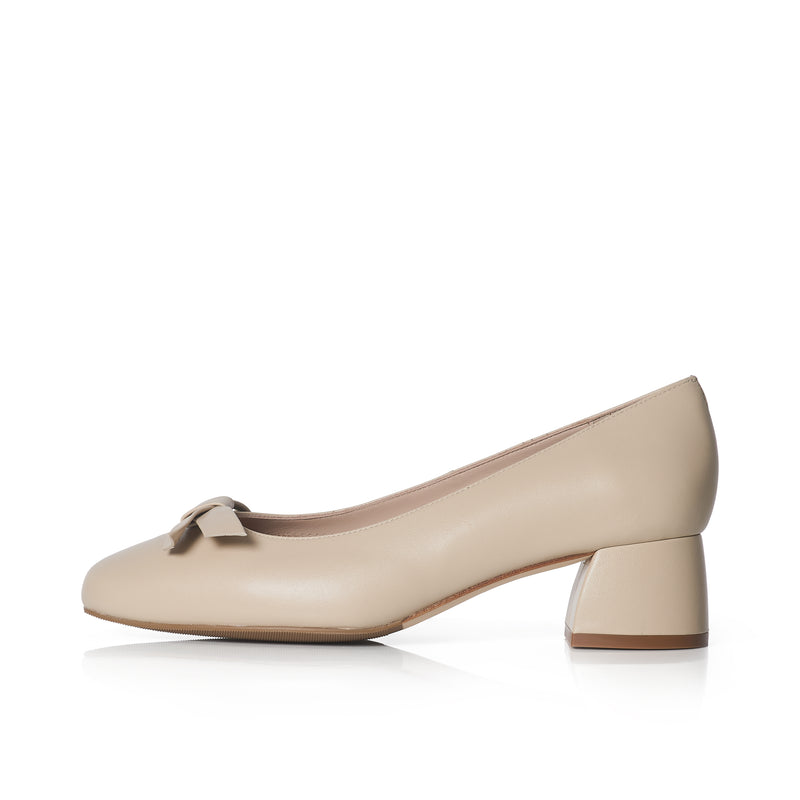 Tamsin Extra-Wide Fit Courts - Almond Leather