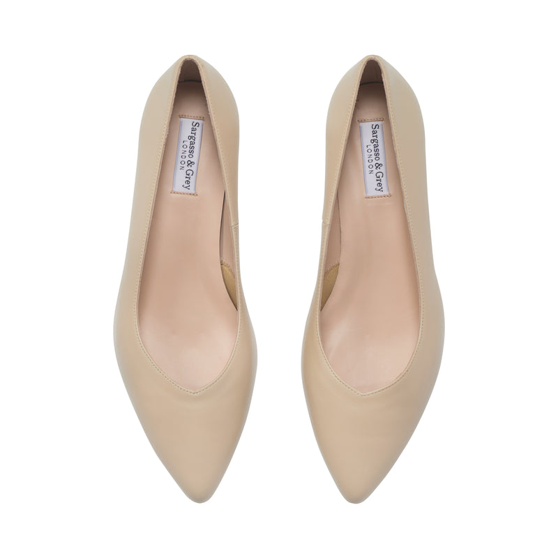 Tori Extra-Wide Fit Courts - Almond Leather
