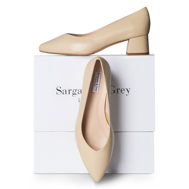 Tori Extra-Wide Fit Courts - Almond Leather