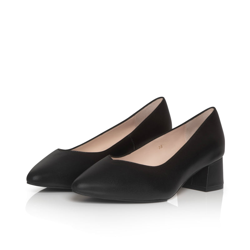 Tori Extra-Wide Fit Courts - Black Leather