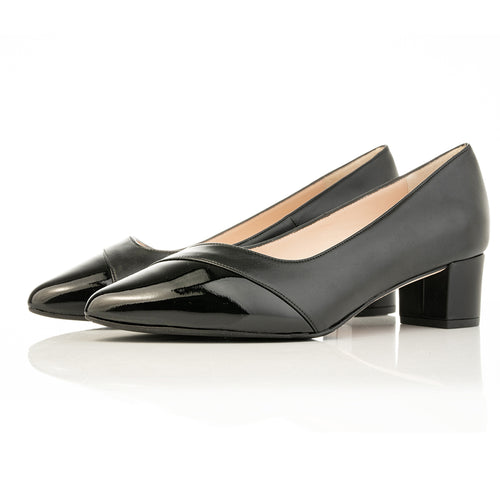 Tula Extra-Wide Fit Court - Black Leather