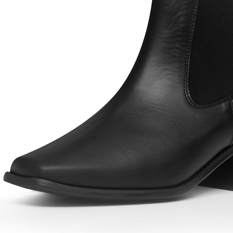 Vallera Extra-Wide Fit Boots - Black Leather