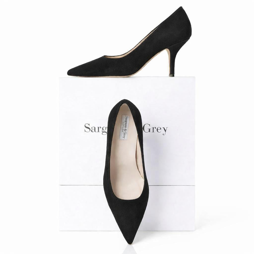 Verity Extra Wide Fit Court Shoe – Suede